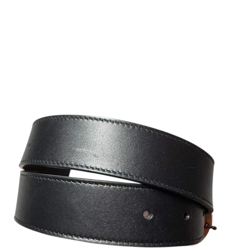 Gucci Black Leather Belt with Gold Tone Buckle Detail - Picture 2 of 6